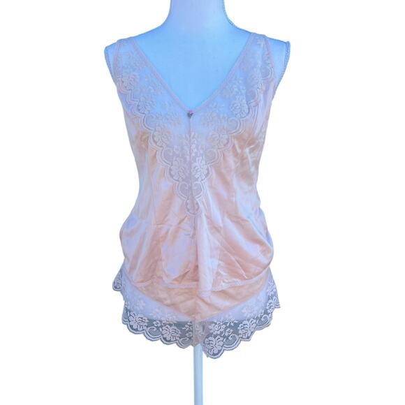 Maidenform Women's Satin Shorts Chantilly Lace Camisole Pink Vintage Size 5/36 - Picture 1 of 9